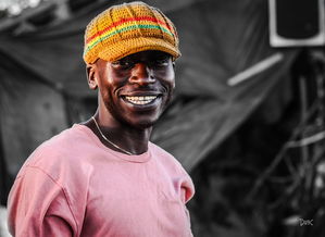 mk体育开云-英超比赛中裁判语调与非语言行为对球员情绪波动的影响,用语言或行为对裁判员